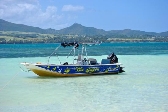 blue-lagoon-bateau