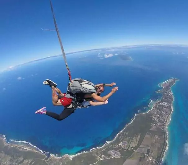 Saut en parachute